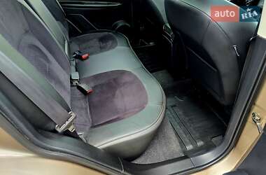 Внедорожник / Кроссовер Nissan Qashqai 2013 в 