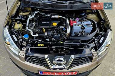Внедорожник / Кроссовер Nissan Qashqai 2013 в 