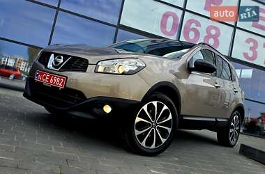 Внедорожник / Кроссовер Nissan Qashqai 2013 в 