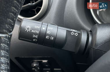 Внедорожник / Кроссовер Nissan Qashqai 2012 в 