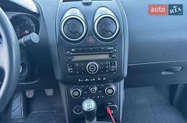 Позашляховик / Кросовер Nissan Qashqai 2008 в 