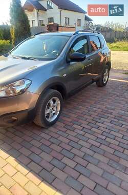 Внедорожник / Кроссовер Nissan Qashqai 2013 в 