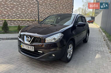 Внедорожник / Кроссовер Nissan Qashqai 2013 в 