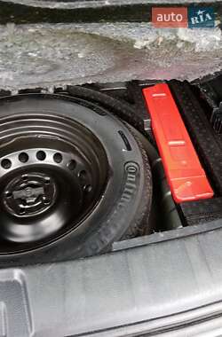 Внедорожник / Кроссовер Nissan Qashqai 2014 в 