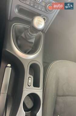 Внедорожник / Кроссовер Nissan Qashqai 2012 в 