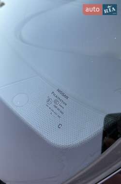 Внедорожник / Кроссовер Nissan Qashqai 2012 в 