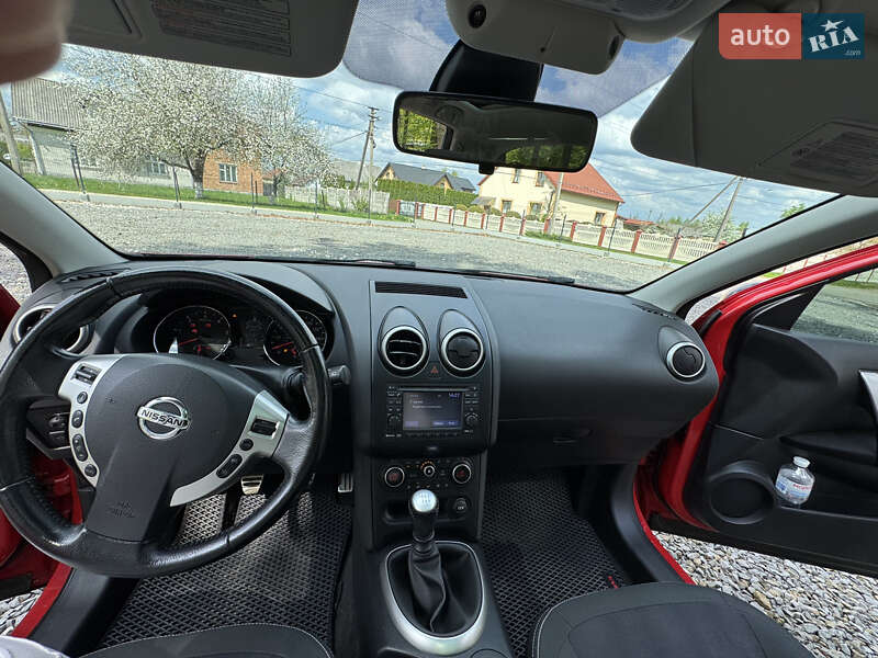 Позашляховик / Кросовер Nissan Qashqai 2012 в Самборі