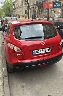 Внедорожник / Кроссовер Nissan Qashqai 2011 в 