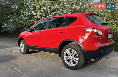 Внедорожник / Кроссовер Nissan Qashqai 2011 в 