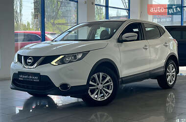 Внедорожник / Кроссовер Nissan Qashqai 2015 в Николаеве