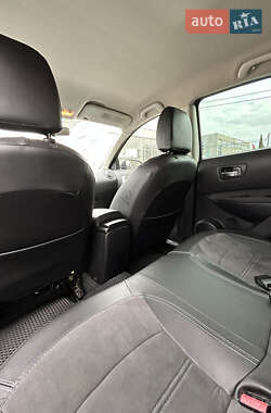 Позашляховик / Кросовер Nissan Qashqai 2013 в 