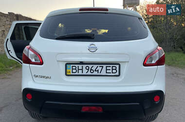 Позашляховик / Кросовер Nissan Qashqai 2011 в 