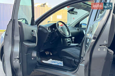 Внедорожник / Кроссовер Nissan Qashqai 2012 в 