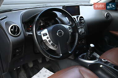 Позашляховик / Кросовер Nissan Qashqai 2008 в 