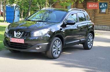 Позашляховик / Кросовер Nissan Qashqai 2012 в 
