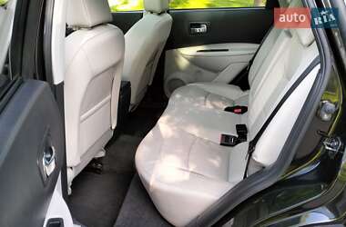 Позашляховик / Кросовер Nissan Qashqai 2012 в 