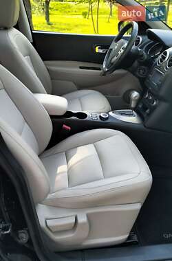 Позашляховик / Кросовер Nissan Qashqai 2012 в 