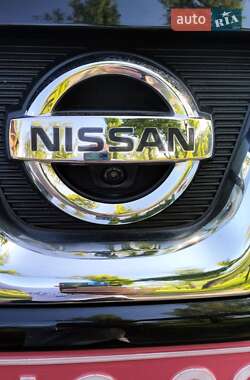 Позашляховик / Кросовер Nissan Qashqai 2012 в 