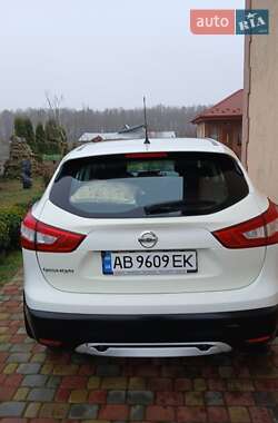 Позашляховик / Кросовер Nissan Qashqai 2017 в 