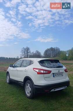 Позашляховик / Кросовер Nissan Qashqai 2017 в 