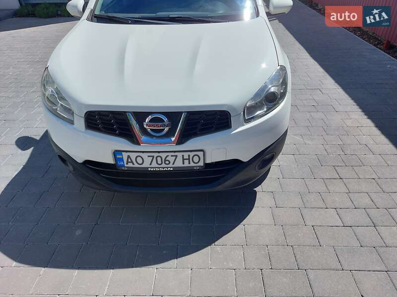 Позашляховик / Кросовер Nissan Qashqai 2013 в Ужгороді