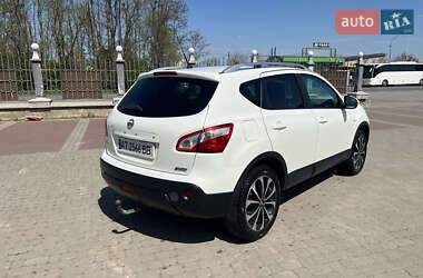 Внедорожник / Кроссовер Nissan Qashqai 2011 в 