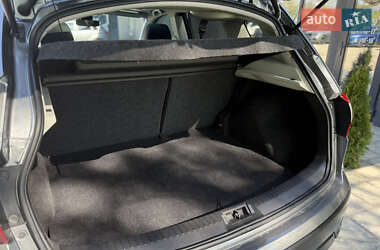 Внедорожник / Кроссовер Nissan Qashqai 2012 в 