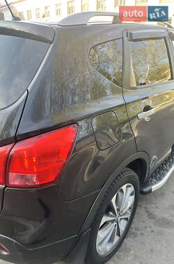 Позашляховик / Кросовер Nissan Qashqai 2009 в 