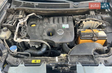 Позашляховик / Кросовер Nissan Qashqai 2009 в 