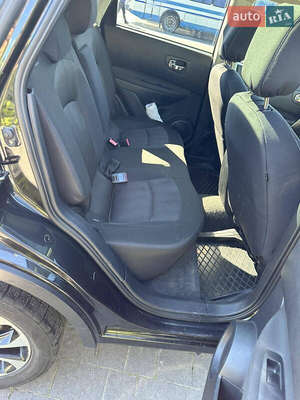 Внедорожник / Кроссовер Nissan Qashqai 2011 в Болехове