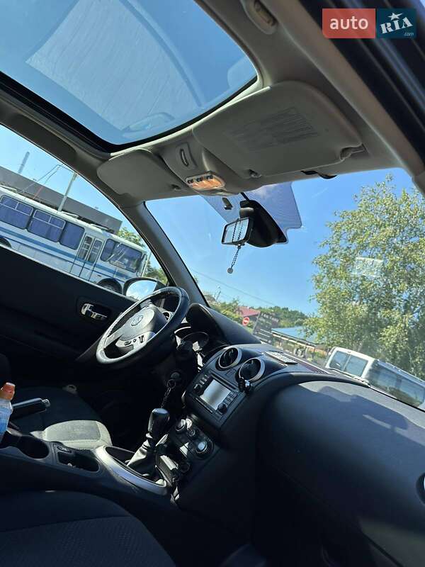 Внедорожник / Кроссовер Nissan Qashqai 2011 в Болехове