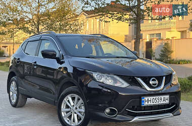 Позашляховик / Кросовер Nissan Qashqai 2015 в 