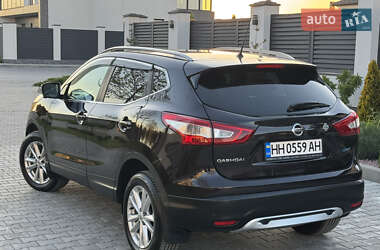 Позашляховик / Кросовер Nissan Qashqai 2015 в 