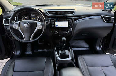 Позашляховик / Кросовер Nissan Qashqai 2015 в 