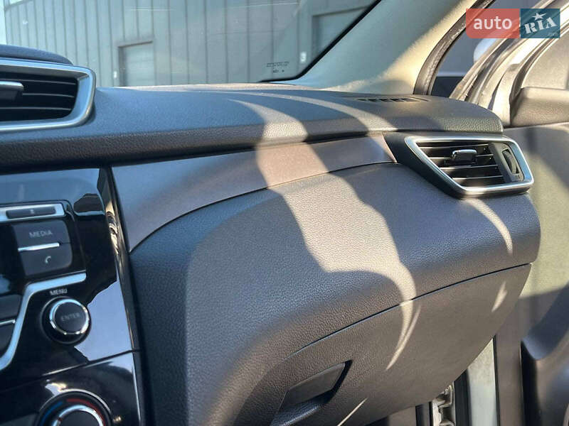 Внедорожник / Кроссовер Nissan Qashqai 2018 в Львове