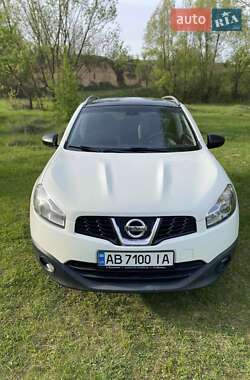 Позашляховик / Кросовер Nissan Qashqai 2010 в 