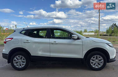 Позашляховик / Кросовер Nissan Qashqai 2018 в 