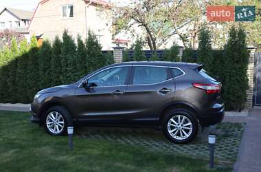 Внедорожник / Кроссовер Nissan Qashqai 2016 в 
