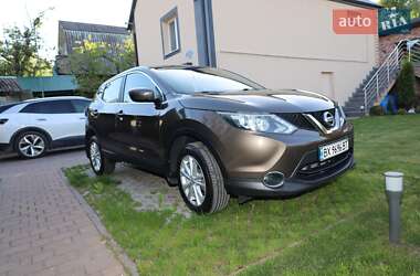 Внедорожник / Кроссовер Nissan Qashqai 2016 в 
