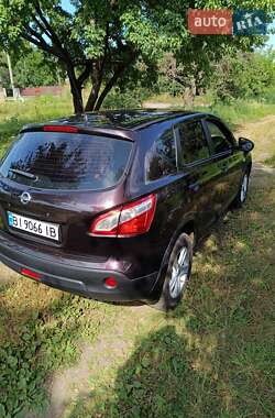 Внедорожник / Кроссовер Nissan Qashqai 2011 в 