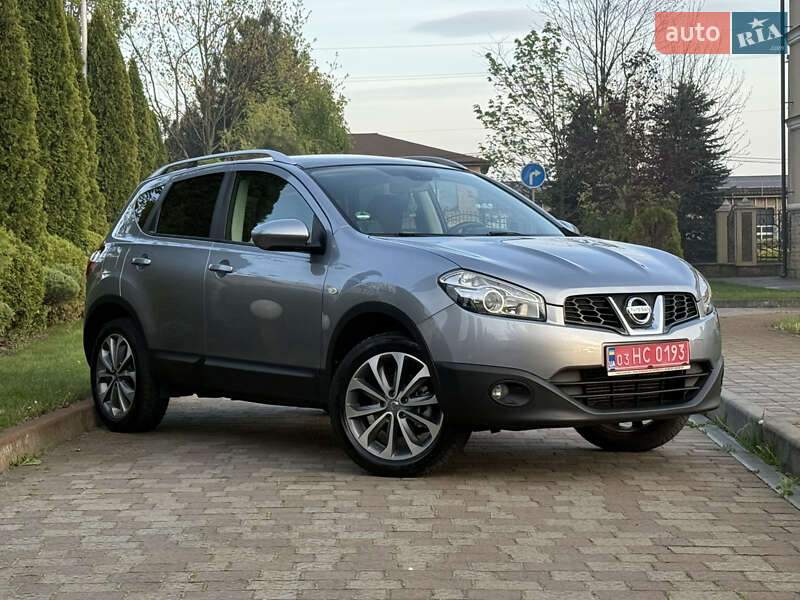 Внедорожник / Кроссовер Nissan Qashqai 2011 в 