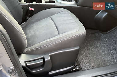 Внедорожник / Кроссовер Nissan Qashqai 2011 в 