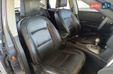 Внедорожник / Кроссовер Nissan Qashqai 2007 в 