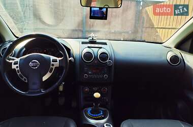 Внедорожник / Кроссовер Nissan Qashqai 2011 в 