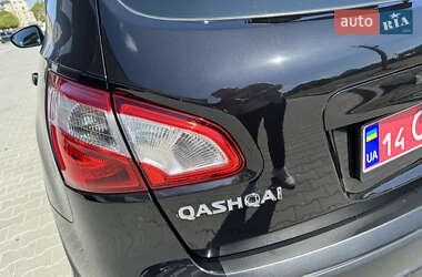 Внедорожник / Кроссовер Nissan Qashqai 2011 в 