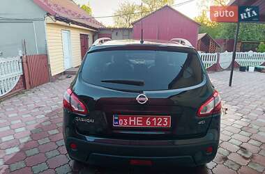 Позашляховик / Кросовер Nissan Qashqai 2011 в 