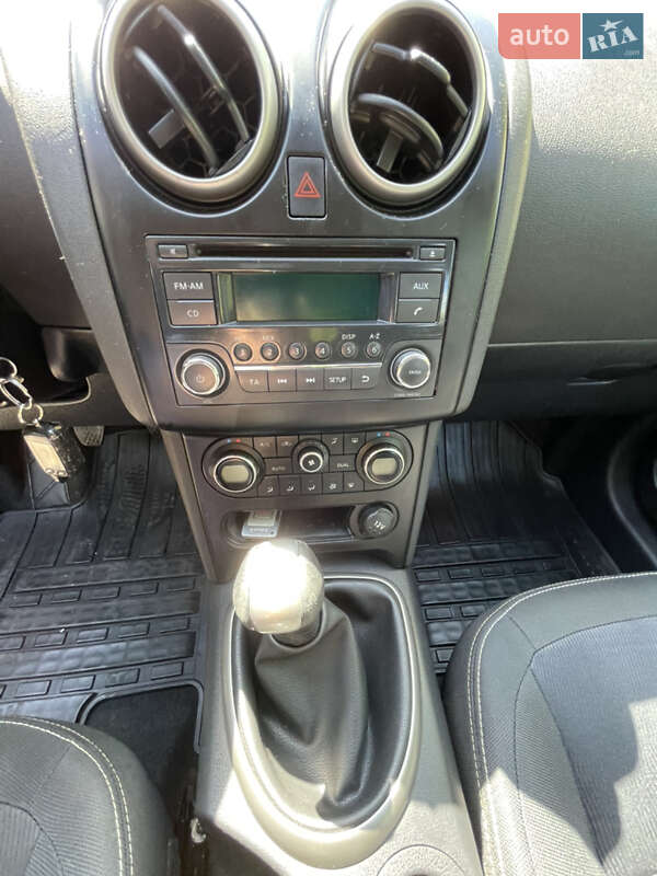 Внедорожник / Кроссовер Nissan Qashqai 2011 в Ровно