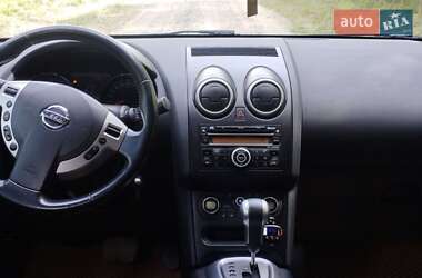 Внедорожник / Кроссовер Nissan Qashqai 2010 в 