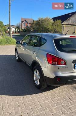 Внедорожник / Кроссовер Nissan Qashqai 2007 в 