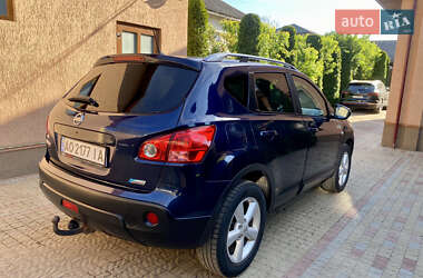Внедорожник / Кроссовер Nissan Qashqai 2009 в 